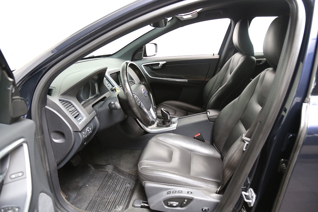 Volvo XC60 D4 190hk Summum Business Edt Pro Aut Kamera BLIS Drag 2016