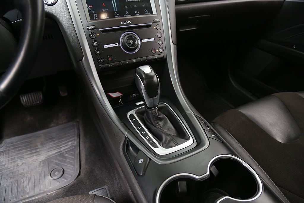 Ford Mondeo 2,0 TDCi 180hk Business Aut Kombi Panorama Värmare Drag