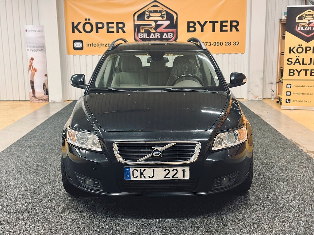 Volvo V50 2.0 D Powershift Momentum Euro 4