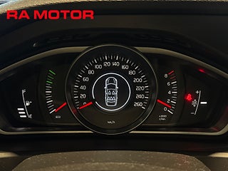 Halvkombi Volvo V40 15 av 25