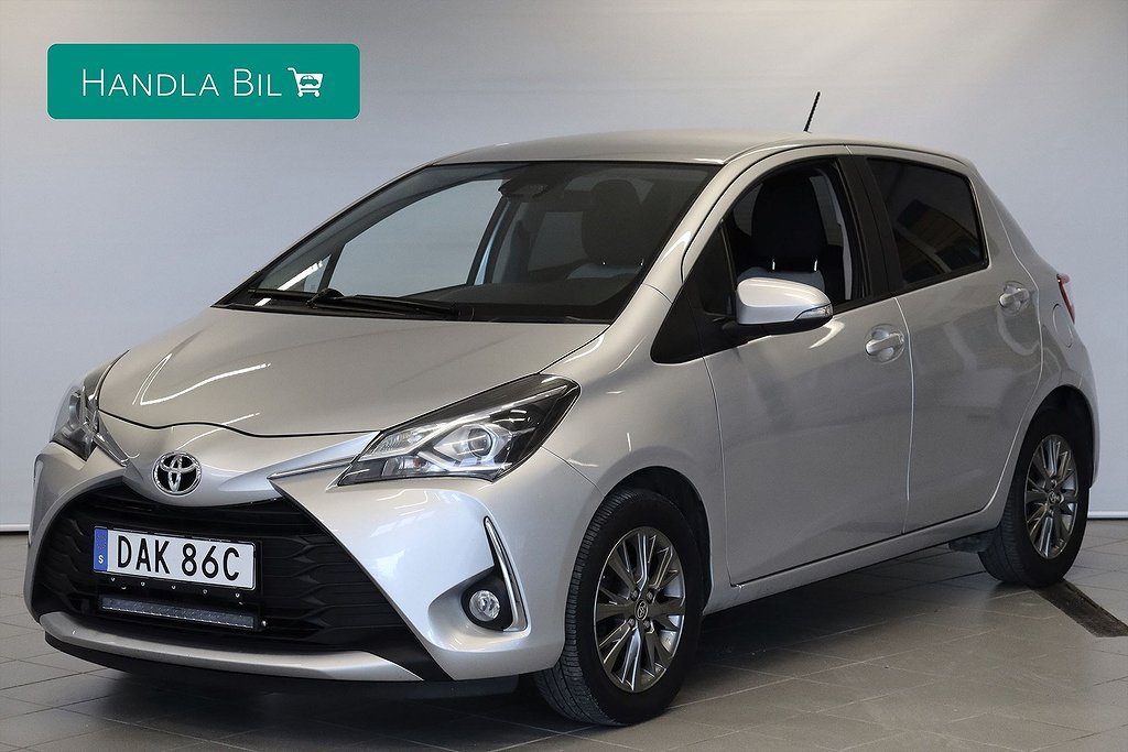 Toyota Yaris 1.5 VVT-iE 111hk M-Värm Backkamera SoV-hjul