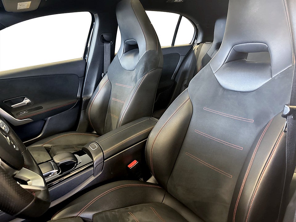 Bild på Mercedes-Benz A180 AMG Line 136hk Aut TAKLUCKA B-KAMERA