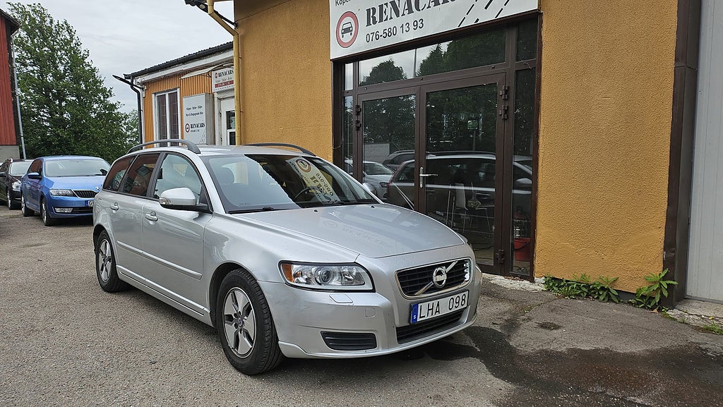 Volvo V50 D2 Kinetic Euro 5,Bes DRAG/Avb:-539kr / mån