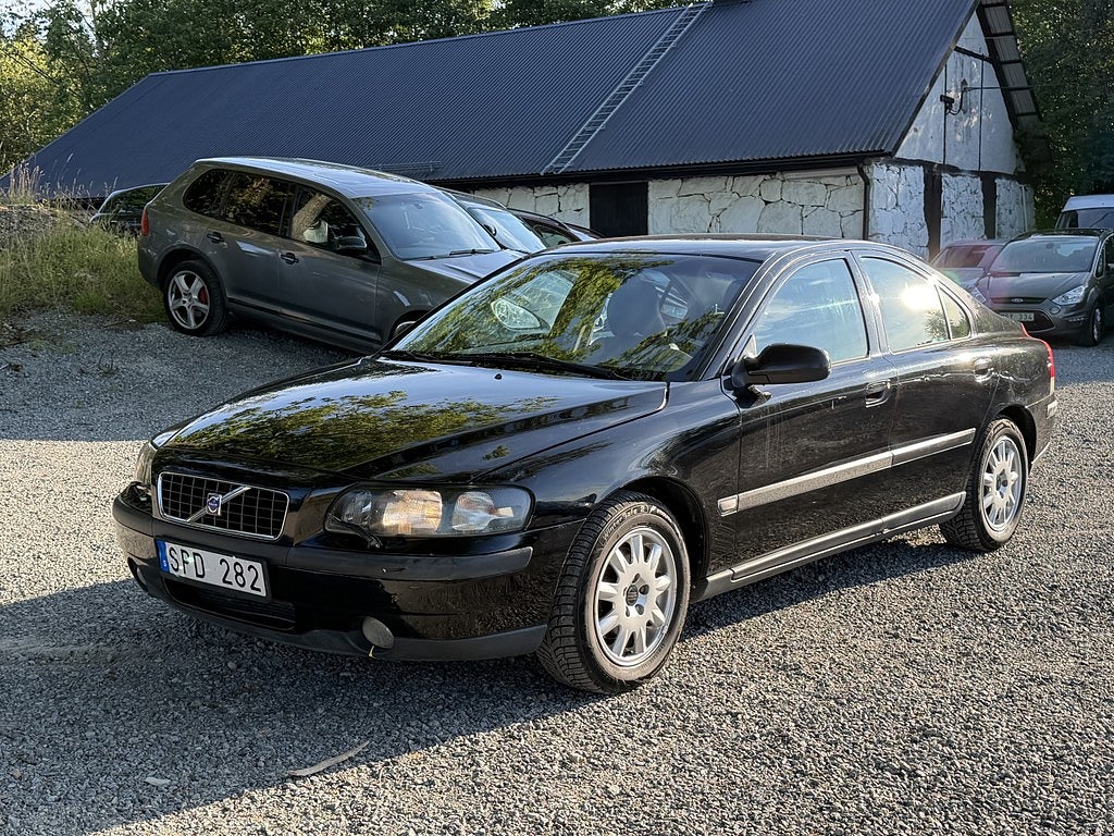 Volvo S60 2.4 Manuell, drag, ny kamrem, 170hk, 2001