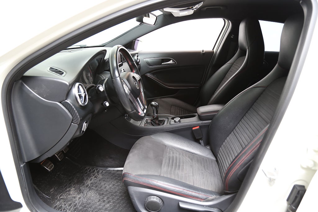 Mercedes-Benz A 180 122hk AMG Styling 2015