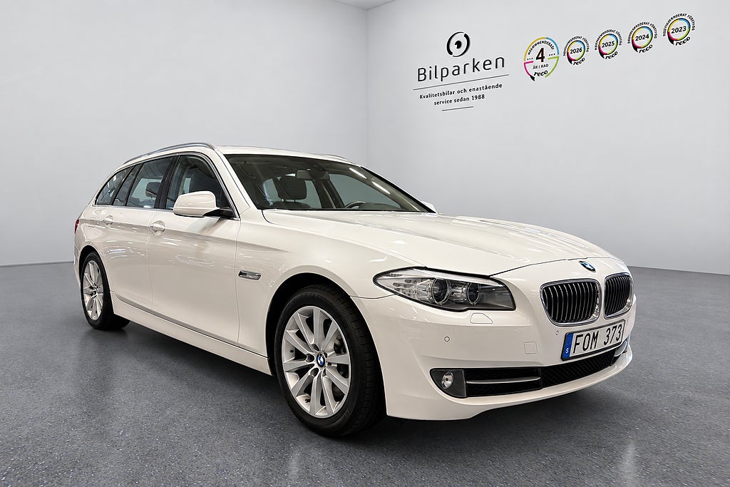 BMW 525D xDrive Touring Steptronic | Dragkrok | PDC | 218hk