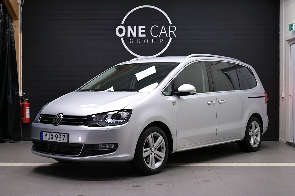 Volkswagen Sharan 2.0 TDI 4M GT Eldörrar Kamera Drag D-Värm 184hk