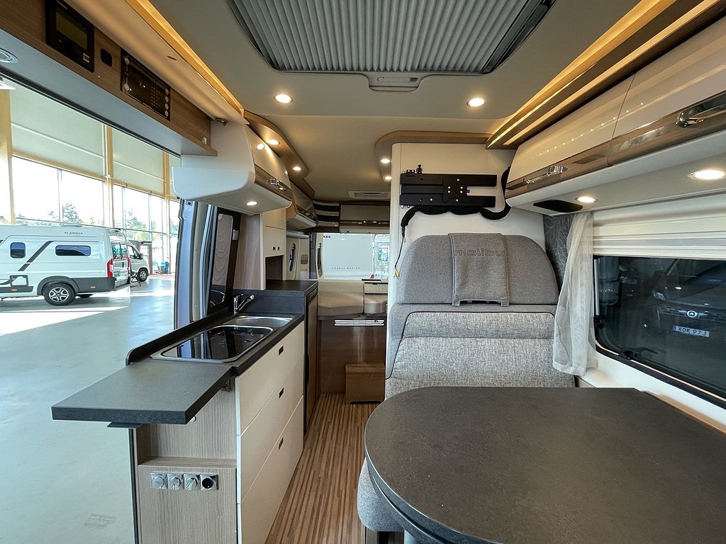 Carthago Malibu Van Charming GT Skyview 600 DB /Under 6m/4000kg totalvikt - Carthago