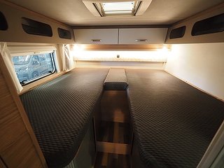 Husbil-integrerad Weinsberg CaraCore 700 MEG 16 av 23