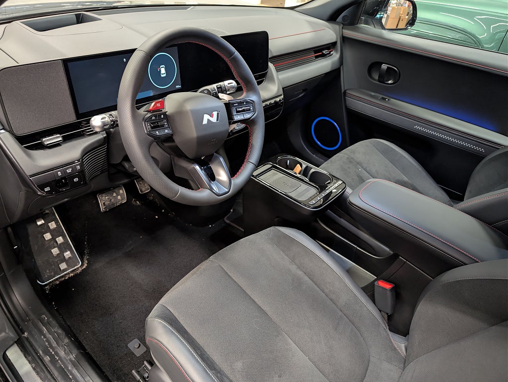 Hyundai IONIQ 5 AWD N-Line 84kWh Tech-paket Panorama thumbnail