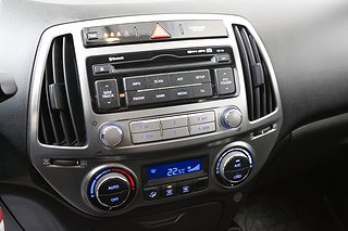 Halvkombi Hyundai i20 10 av 18