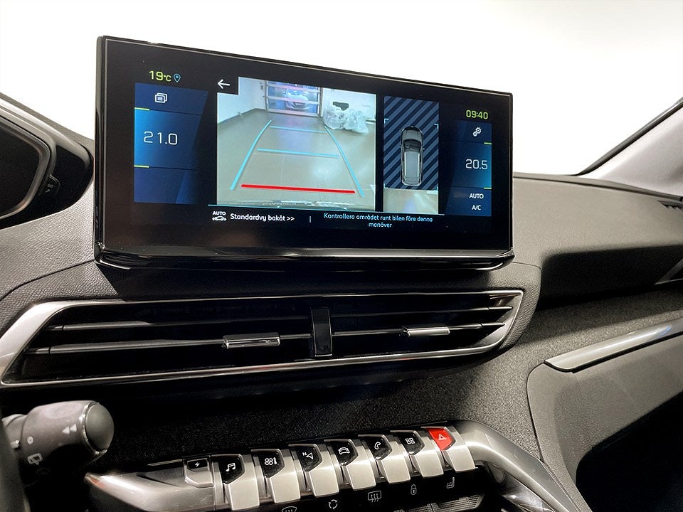 Bild på Peugeot 3008 Allure Hybrid4 300hk Aut AWD - B-KAMERA, CARPLAY