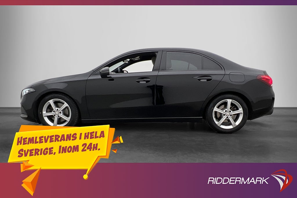 Mercedes-Benz A 220 190hk 4MATIC Läder Navi CarPlay Elstolar