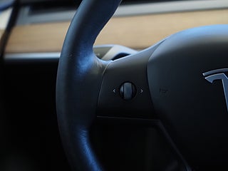 Sedan Tesla Model 3 9 av 21