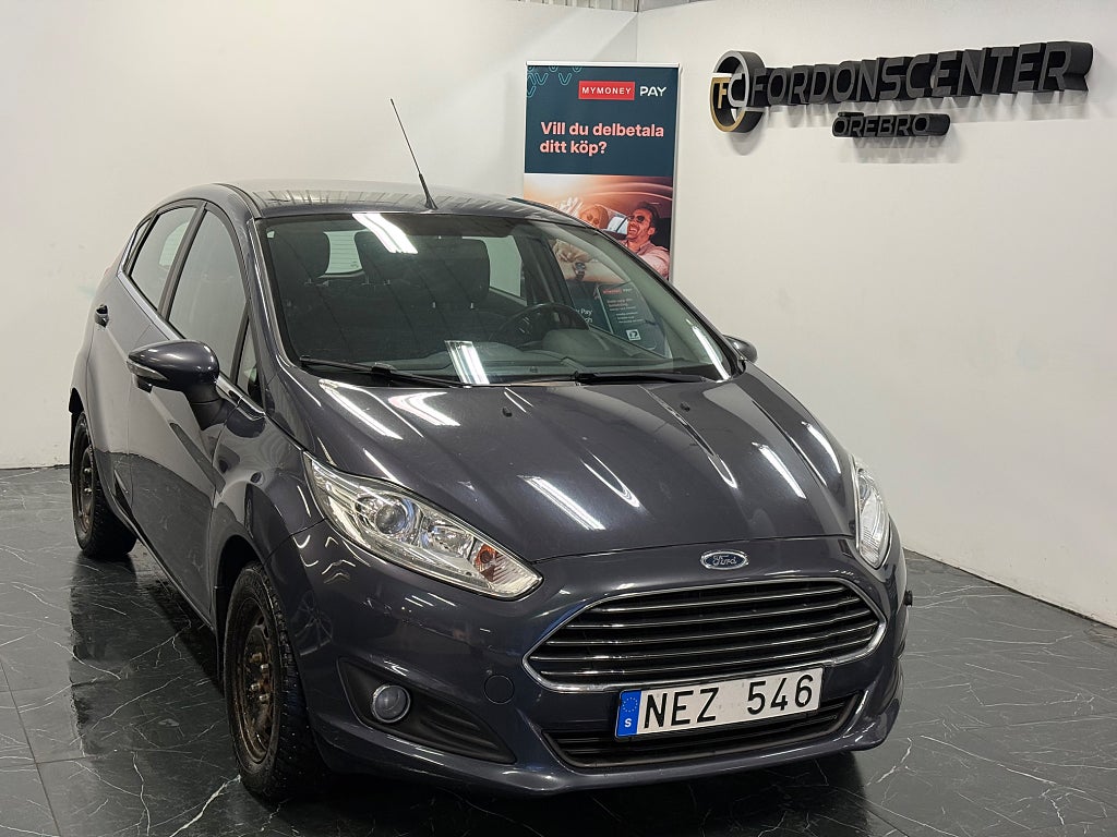 Ford Fiesta 5-dörrar 1.25 Titanium Låmilad Dragkrok M-Värmare