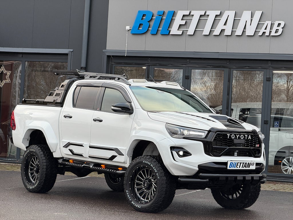 Toyota Hilux Dubbelhytt 2.4 AWD Euro 6|Upphöjd|Offroad|Moms