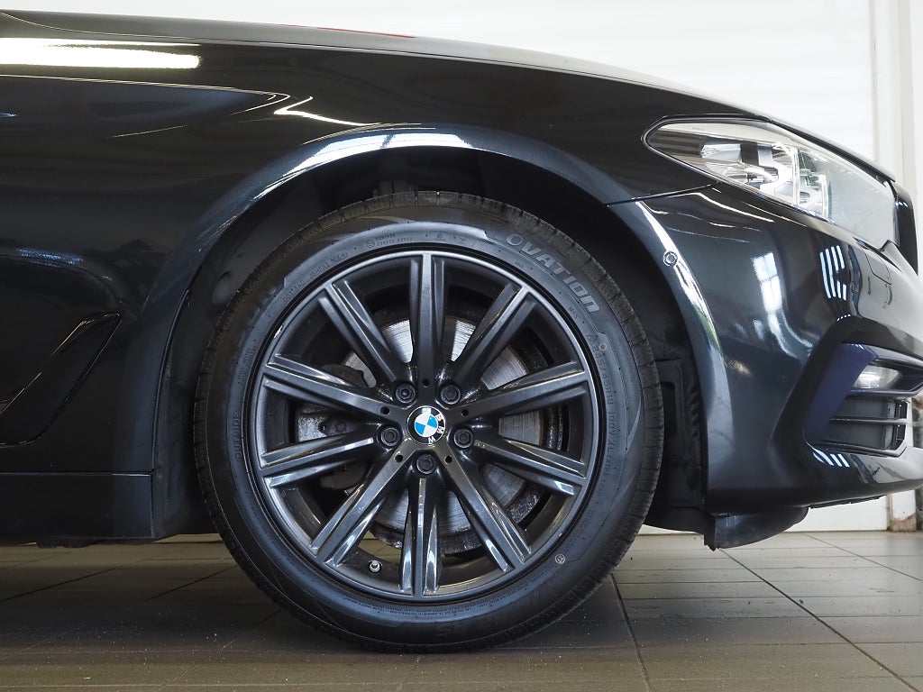 BMW 520d Touring Steptronic Sport line | Drag | Backkamera |