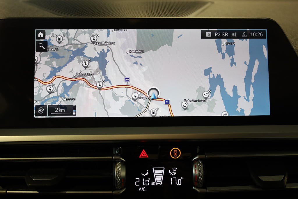 BMW 330e Sedan Steptronic Sport line Navi CarPlay Leasbar