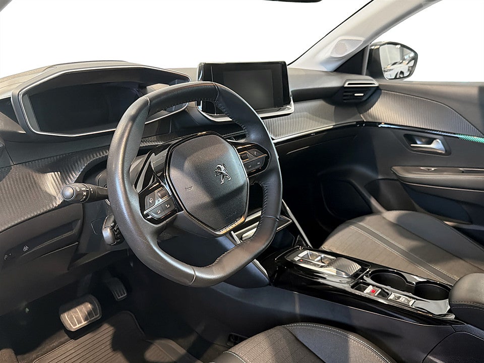 Bild på Peugeot E-208 Allure Pack 50kWh 136hk Aut B-KAMERA CARPLAY