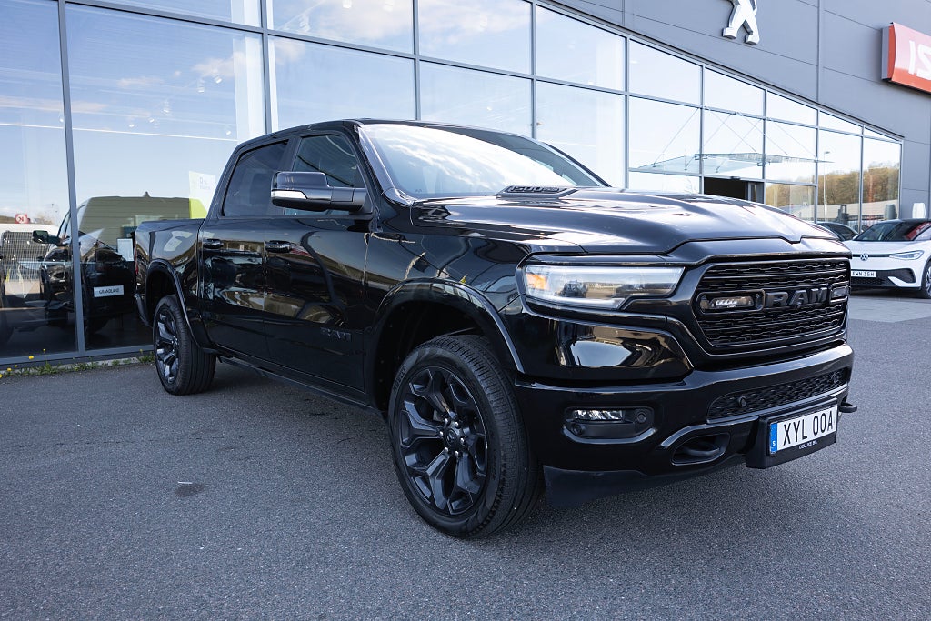 RAM 1500 5.7 V8 HEMI Limited Night Edition Nya bromsar Cut-Out