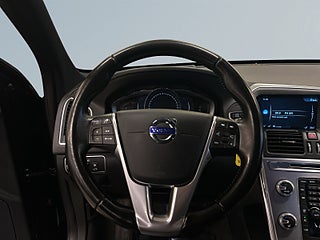 Volvo XC60 D4 AWD Geartronic S&V-däck/D-värm/Psens/MoK/Kamera/Drag – bild 9