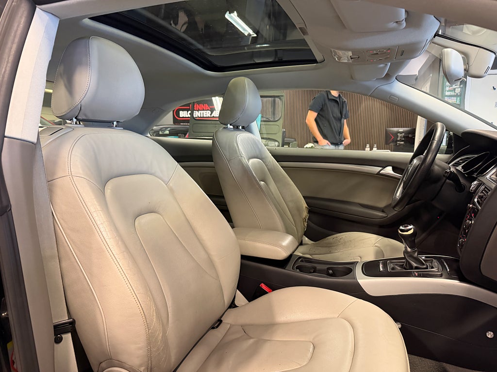 Audi A5 2011 - miniatyr 24