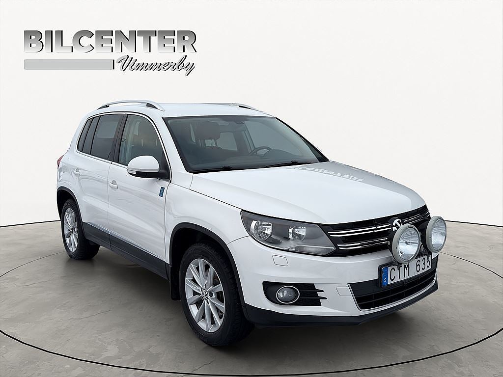 Volkswagen Tiguan 2.0 TDI 4Motion 140hk Drag B-Kamera 1 ägare