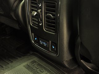 SUV Jeep Grand Cherokee 13 av 33