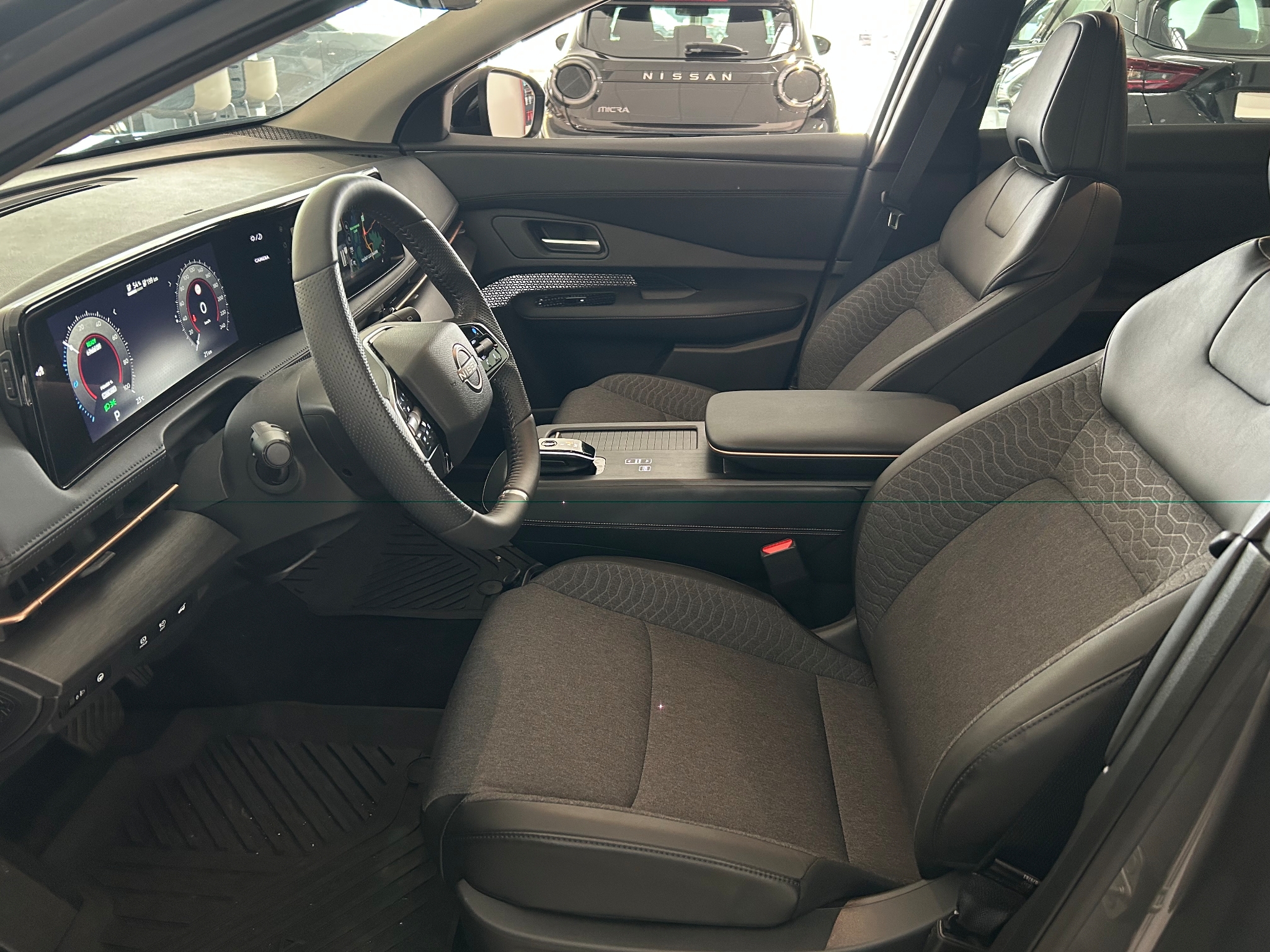 Nissan Ariya 2025, bild 7/46