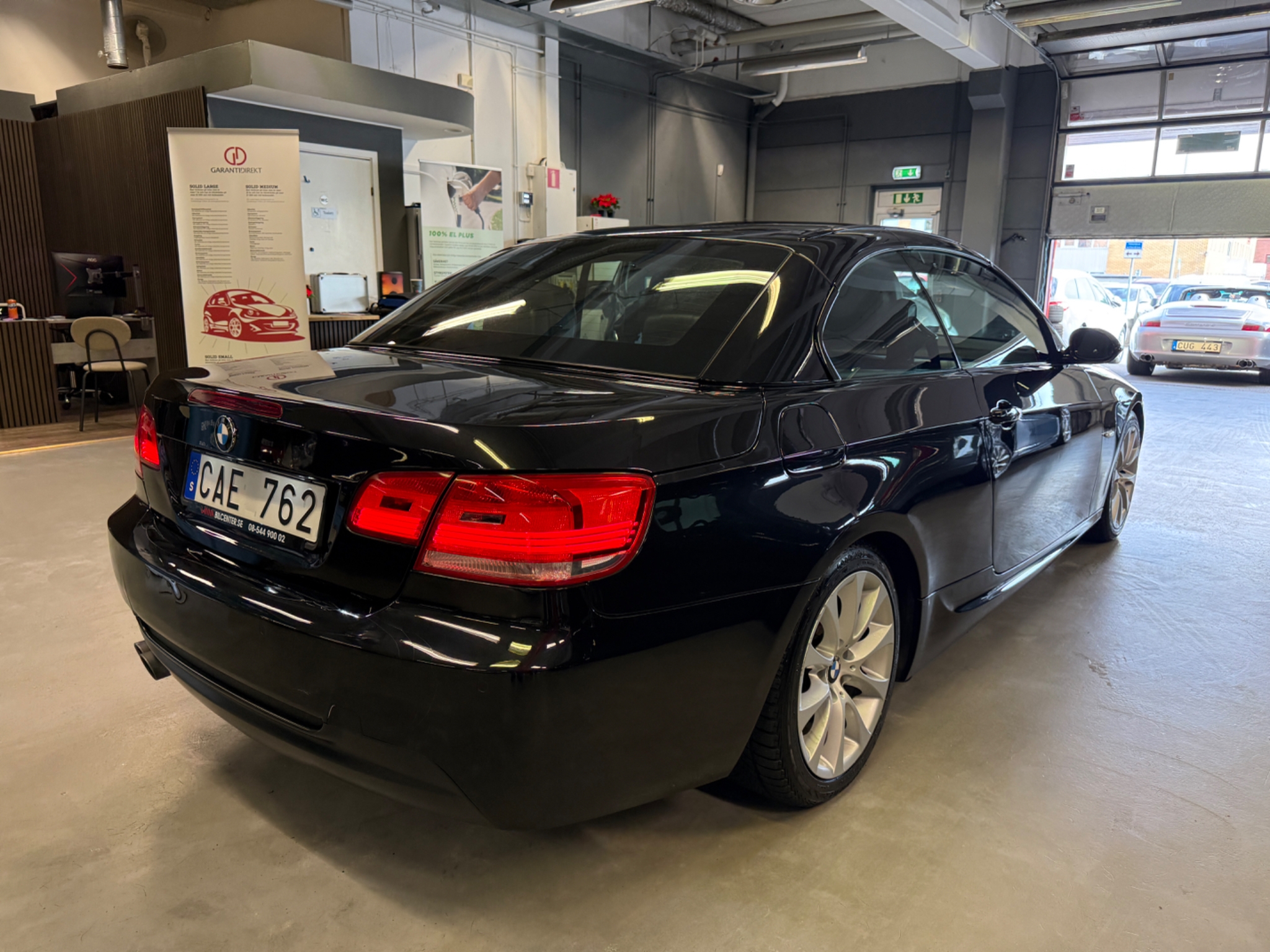BMW 330 2009, bild 6/73