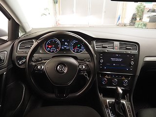 Kombi Volkswagen Golf 17 av 24