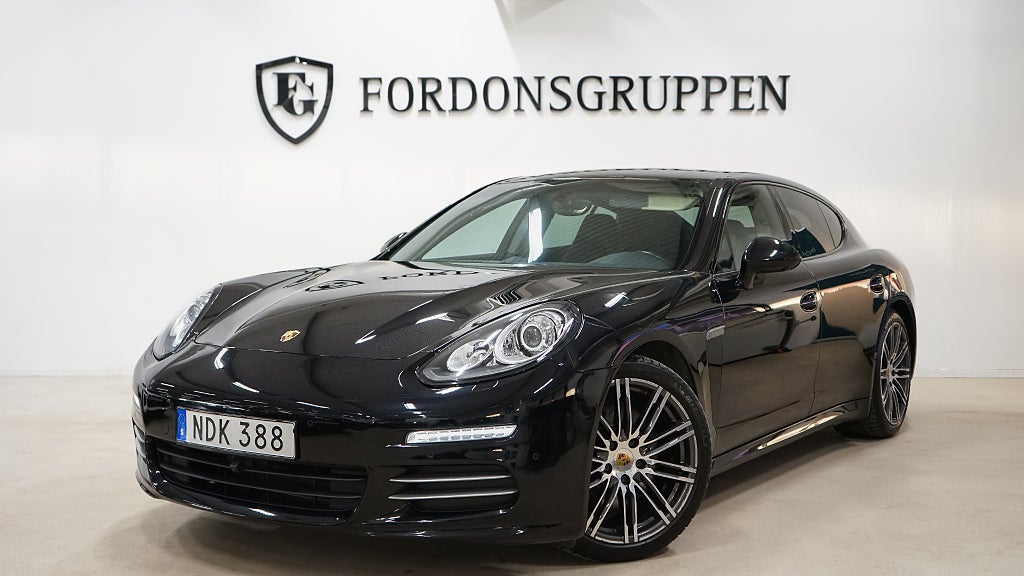 Porsche Panamera 4 PDK Edition / Värmare / 360° kamera / Nyservad