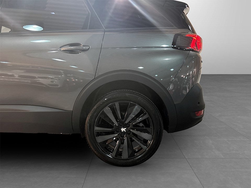 Bild på Peugeot 5008 GT Black Pack 1.2 PT 130hk Aut - B-KAMERA, EN ÄGARE