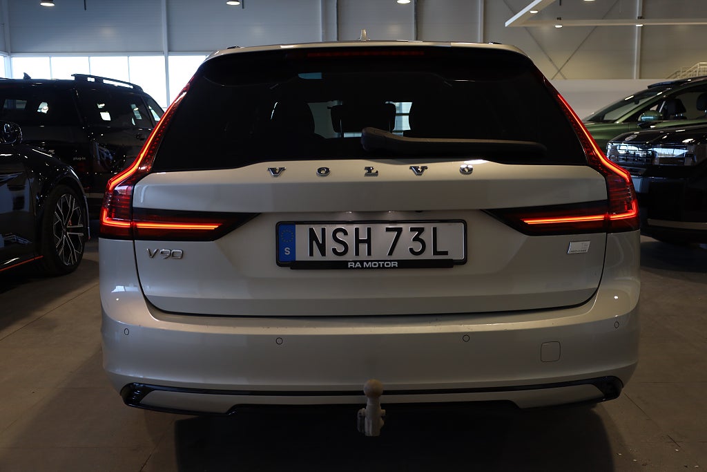 Volvo V90 Recharge T6 AWD AUT R-Design H&K Pano HUD 360° Navi