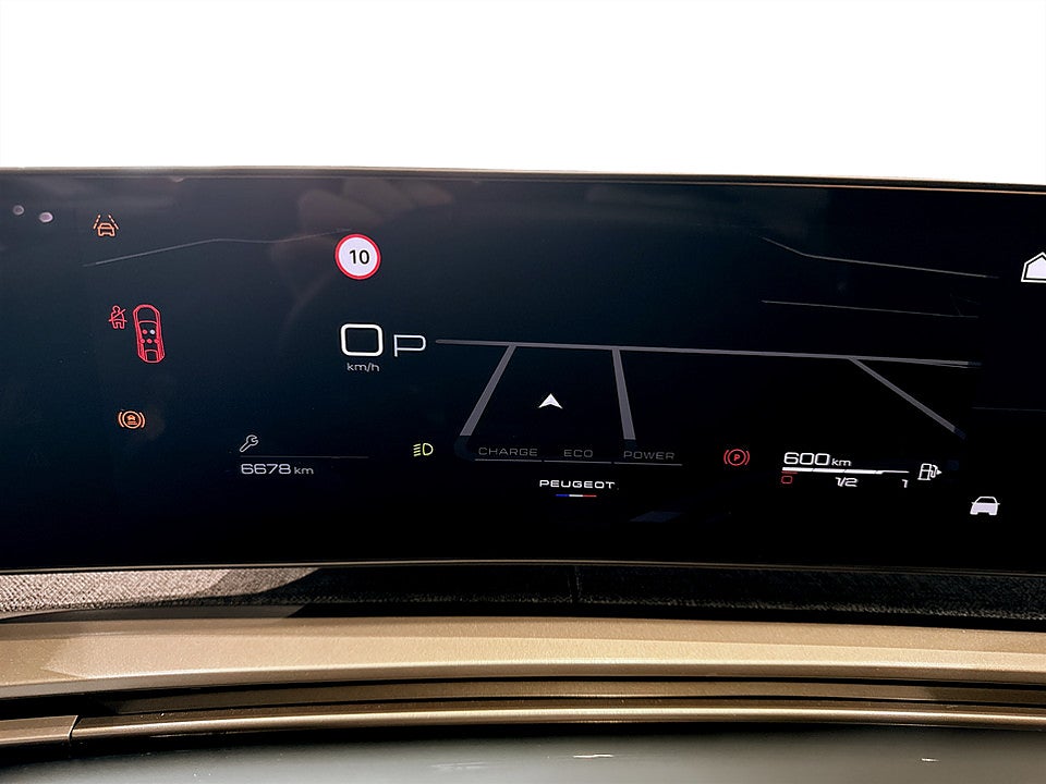 Bild på Peugeot 3008 GT Hybrid 145hk Aut B-KAMERA CARPLAY