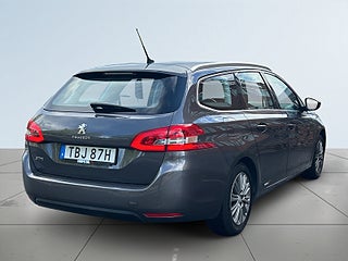 Peugeot 308 sw  PureTech 130 Allure MOMS/SoV-Däck/MoK-Värmare/Psens – bild 6