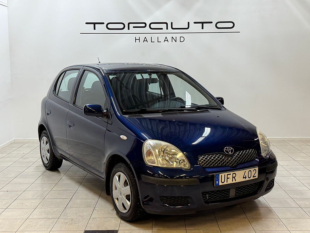 Toyota Yaris 5-dörrar 1.0 VVT-i Motorvärmare|Nyservad|V-Hjul