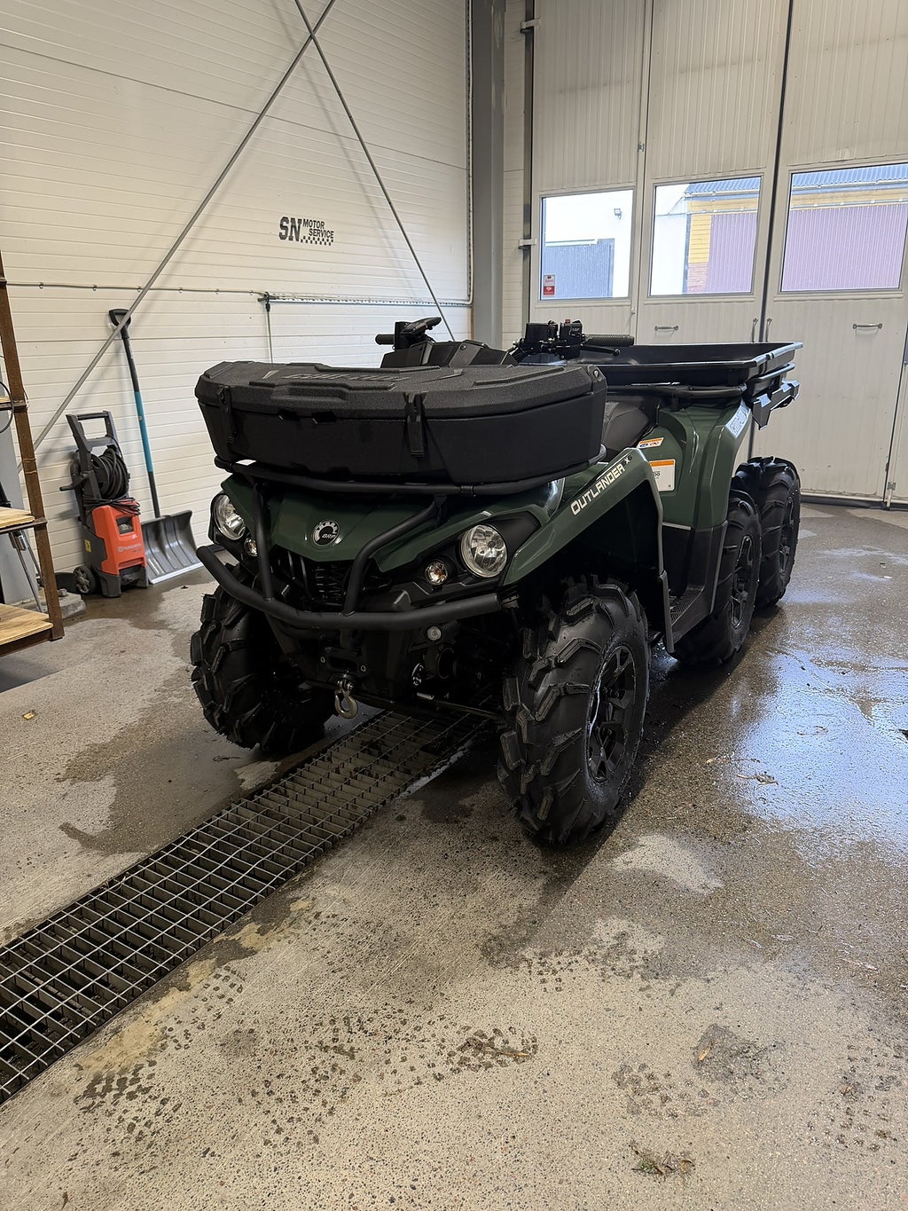 Can-Am Outlander 450 6x6 XU Momsad