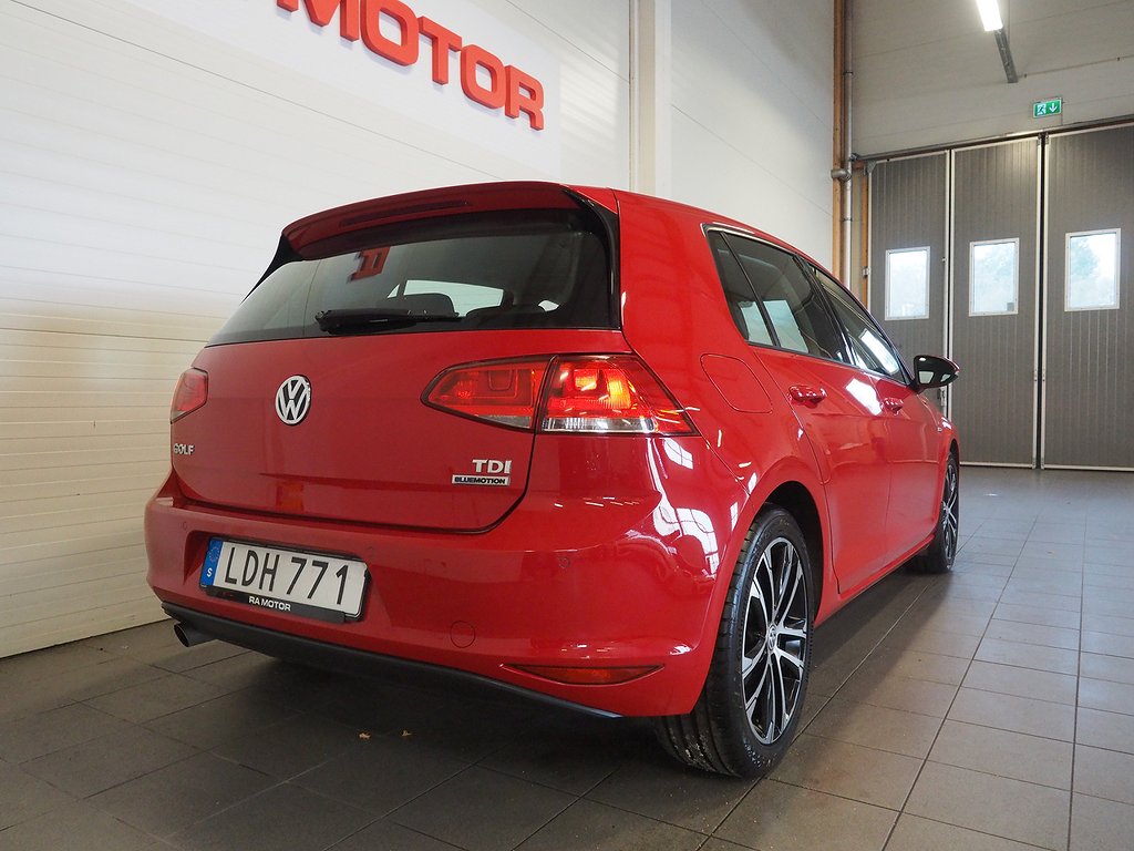 Volkswagen Golf 1.6 TDI BlueMotion | P-Sensorer | Farthållar 2016