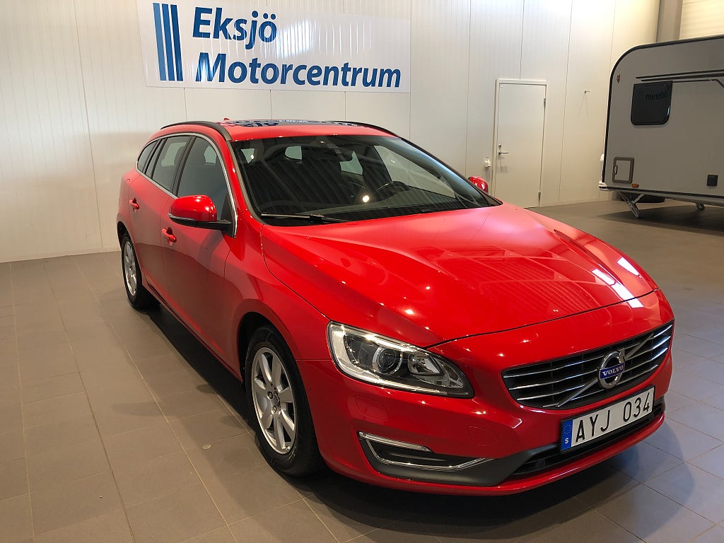 Volvo V60 D4 Momentum Euro 6 *S/V-Hjul, Drag*