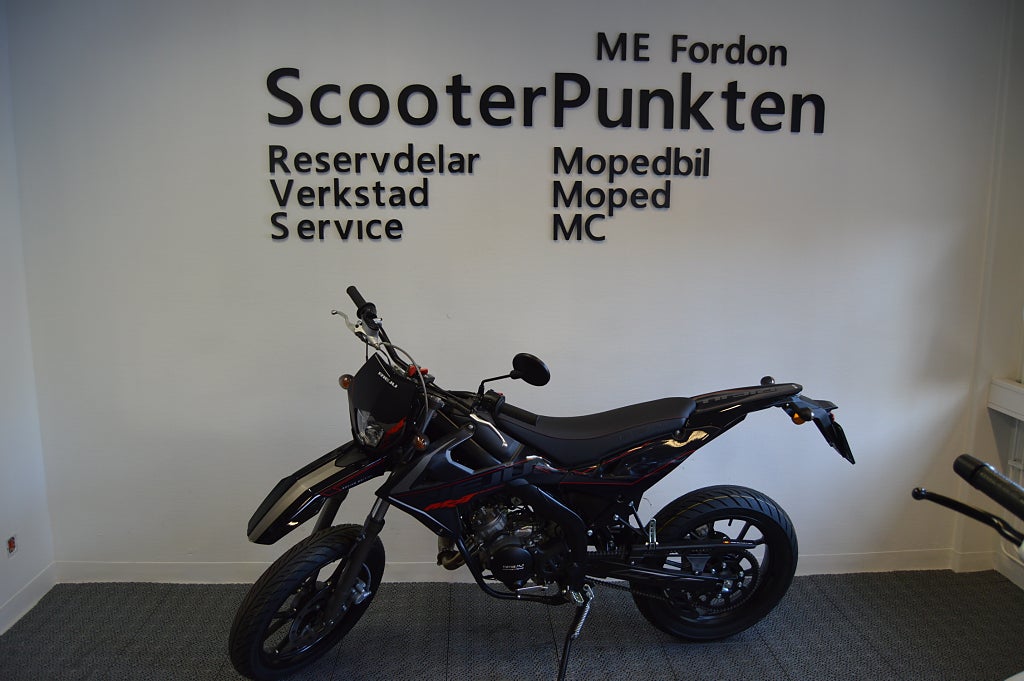 Rieju MRT 50 **KLASS:1** BLACK EDITION   