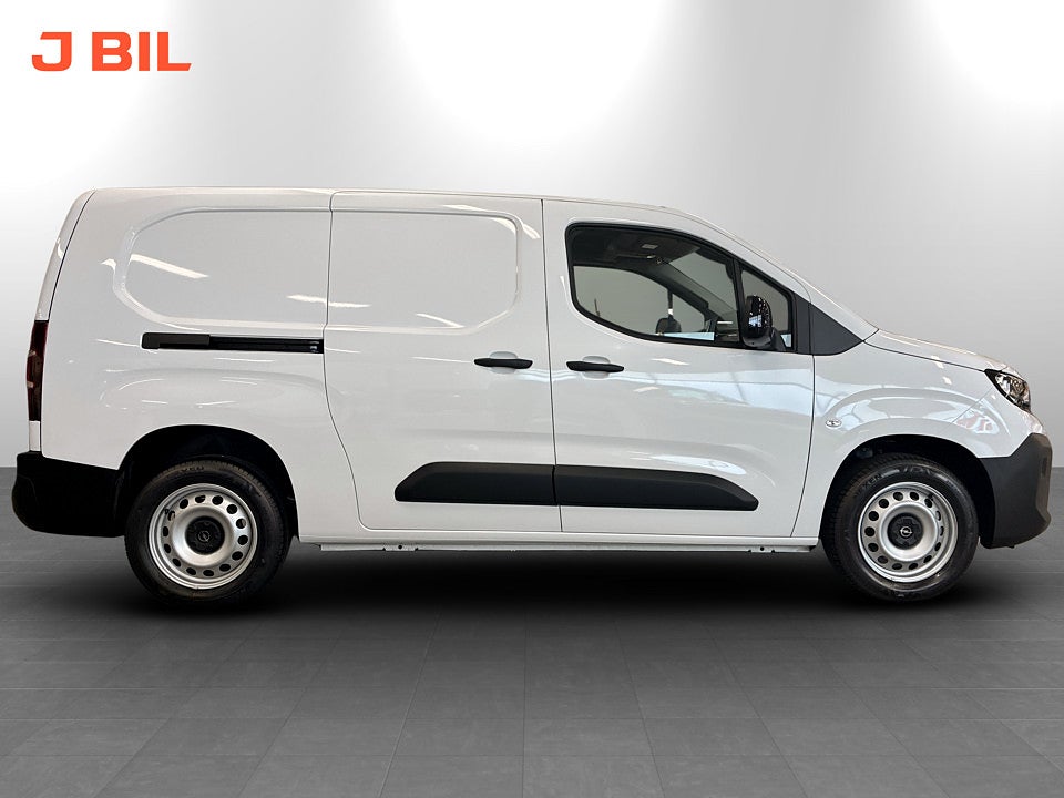 Bild på Opel Combo + 100hk L2 - OMGÅENDE LEVERANS!
