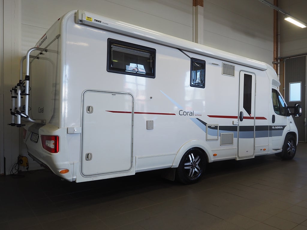 Adria Coral 670 SL Supreme I ALDE I Solcell I 150hk