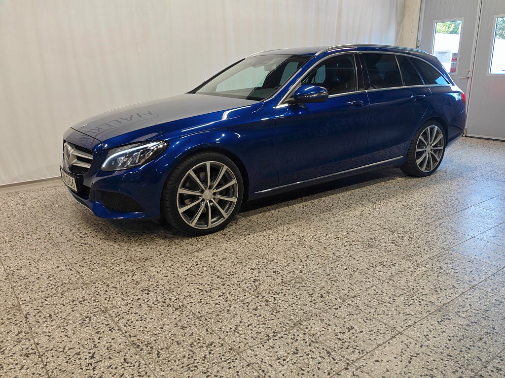 Mercedes-Benz C C 300 T h 7G-Tronic Plus, 231hk Avantgarde, P-Värmare, Burmester