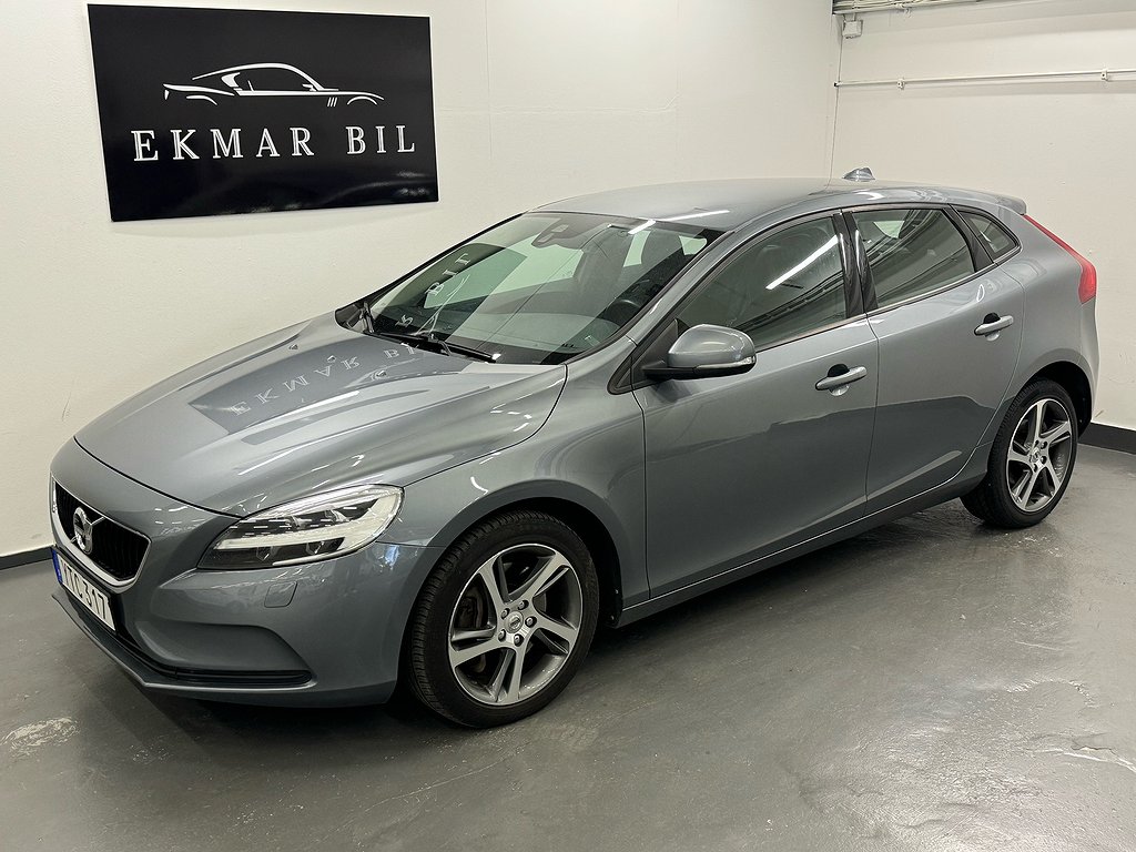 Volvo V40 D2 Geartronic Momentum|VOC|Värmare|P-Sensorer|