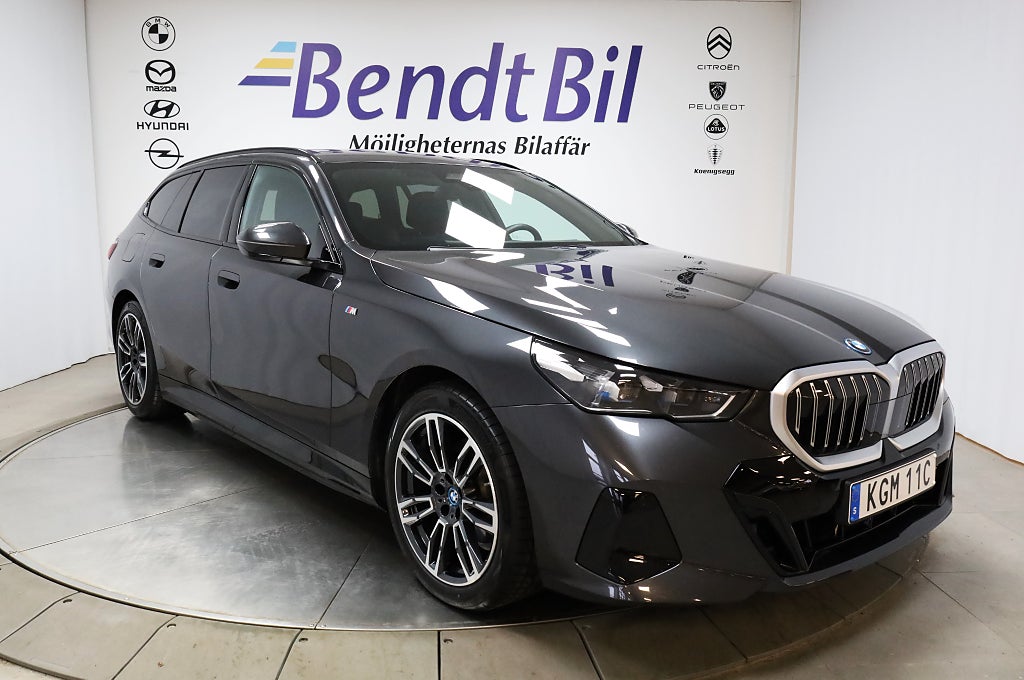 BMW 530e xDrive Touring M Sport | Dragkrok / Adaptiv Farth.