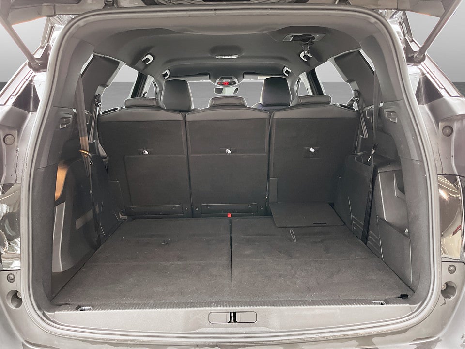 Bild på Peugeot 5008 GT 1.2 PT 130hk Aut 7-SITS B-KAMERA CARPLAY