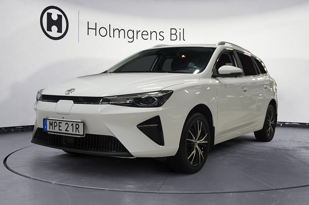 MG 5 0,95% ränta 61 kWh Luxury Kamera Fartpilot iSmart