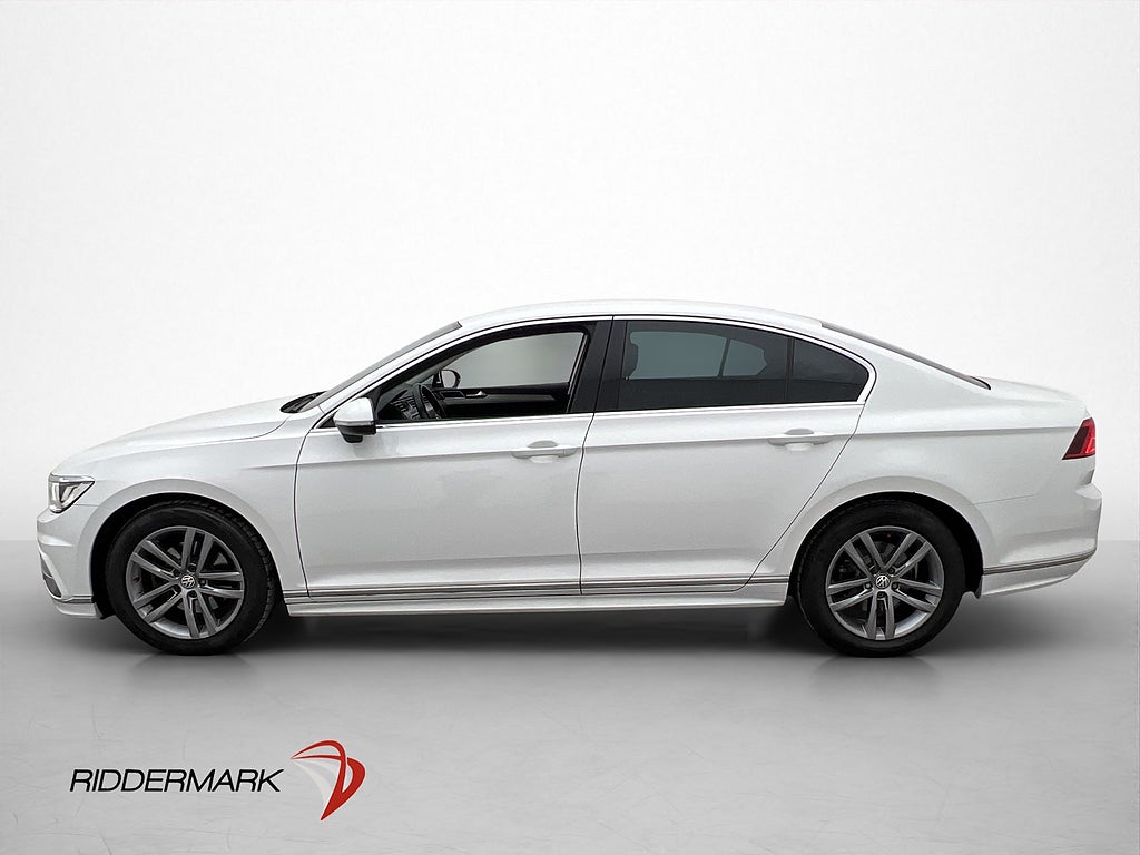 Volkswagen Passat 2.0 TSI R-Line Cockpit Skinn CarPlay