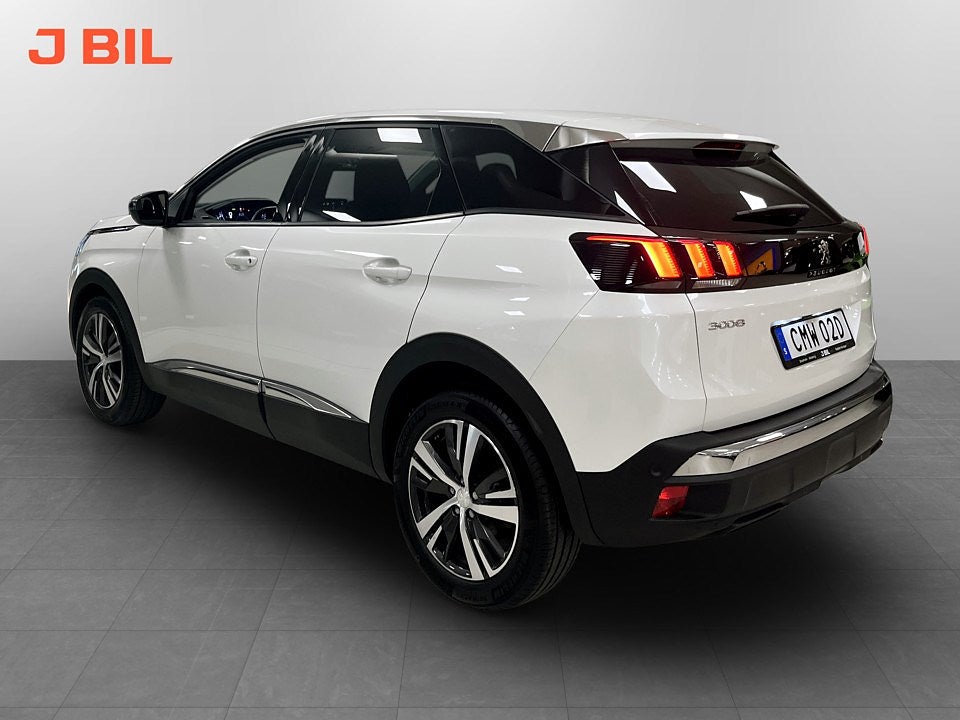 Bild på Peugeot 3008 Allure Pack 1.2 PT 130hk Aut - BACKKAMERA, KEYLESS